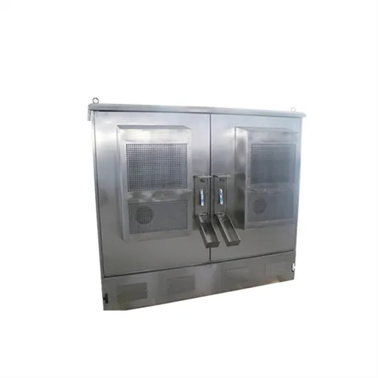 Salida del gabinete de la batería solar