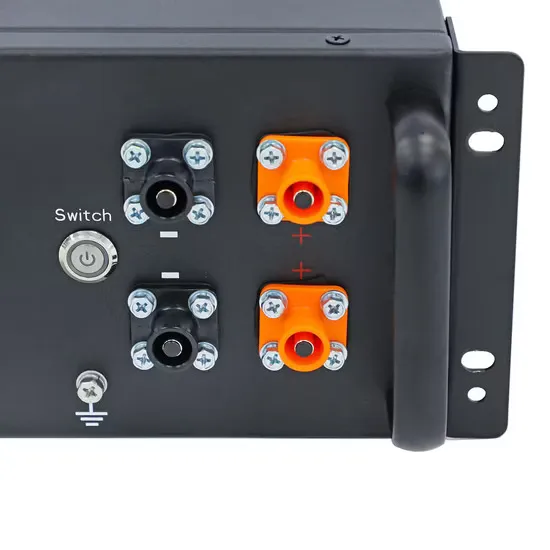 Comparación de sistemas fotovoltaicos conectados a la red integrados en gabinetes con la generación de energía diésel 